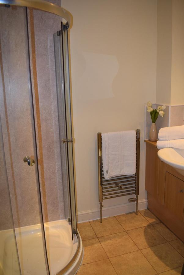 Kelpies Serviced Apartments Kavanagh- 5 Bedrooms Bathgate Esterno foto