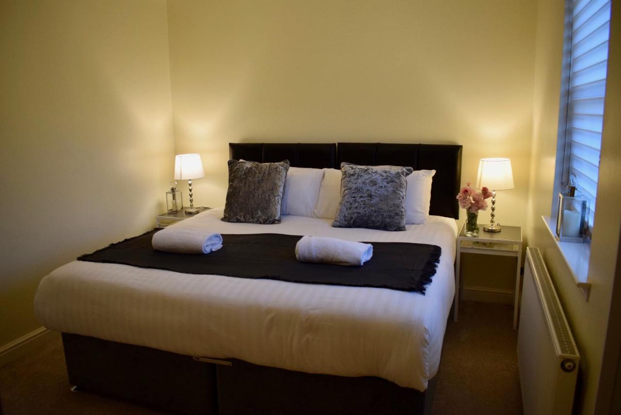 Kelpies Serviced Apartments Kavanagh- 5 Bedrooms Bathgate Esterno foto