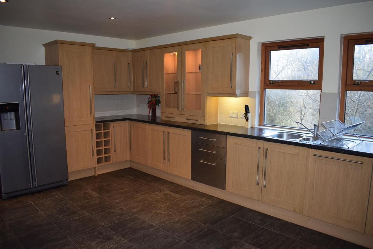 Kelpies Serviced Apartments Kavanagh- 5 Bedrooms Bathgate Esterno foto