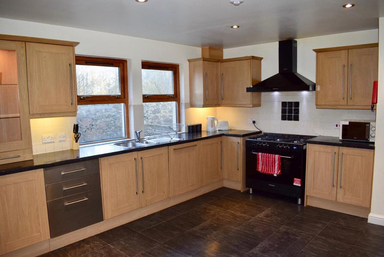 Kelpies Serviced Apartments Kavanagh- 5 Bedrooms Bathgate Esterno foto